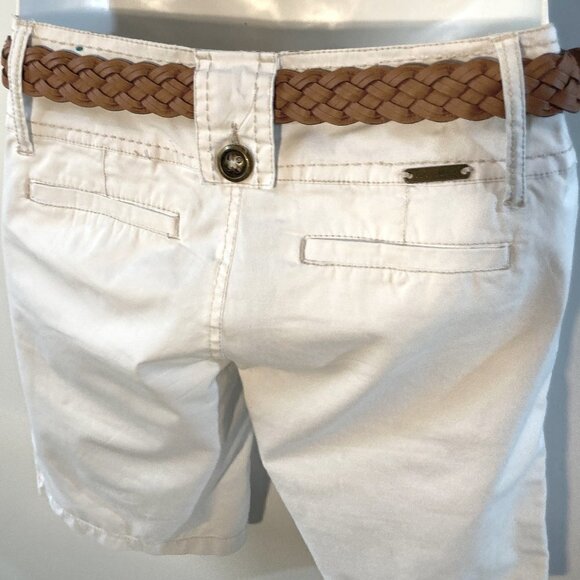 TYTE Jeans SZ 3 White bermuda shorts button details - Picture 7 of 9
